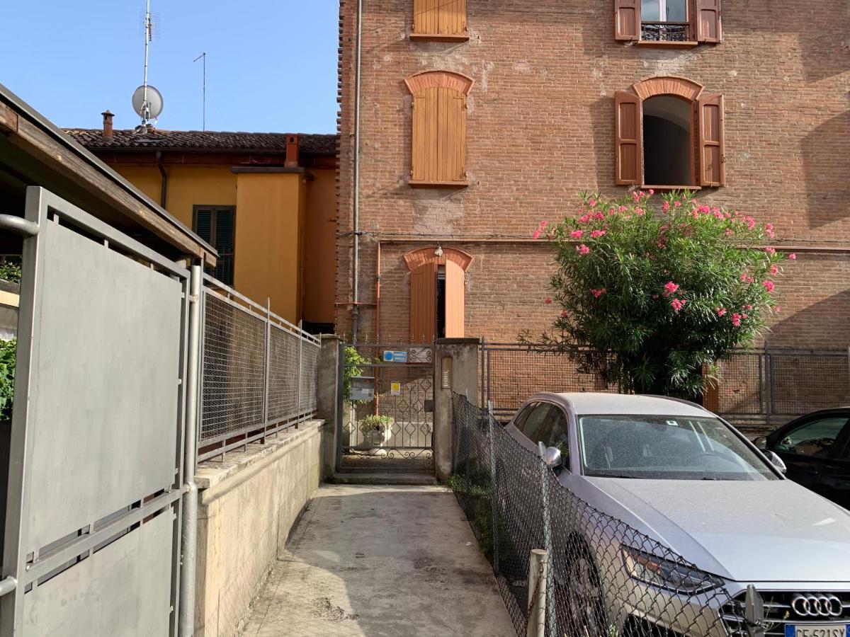 Casina Delle Rose Apartment Bologna Exterior photo